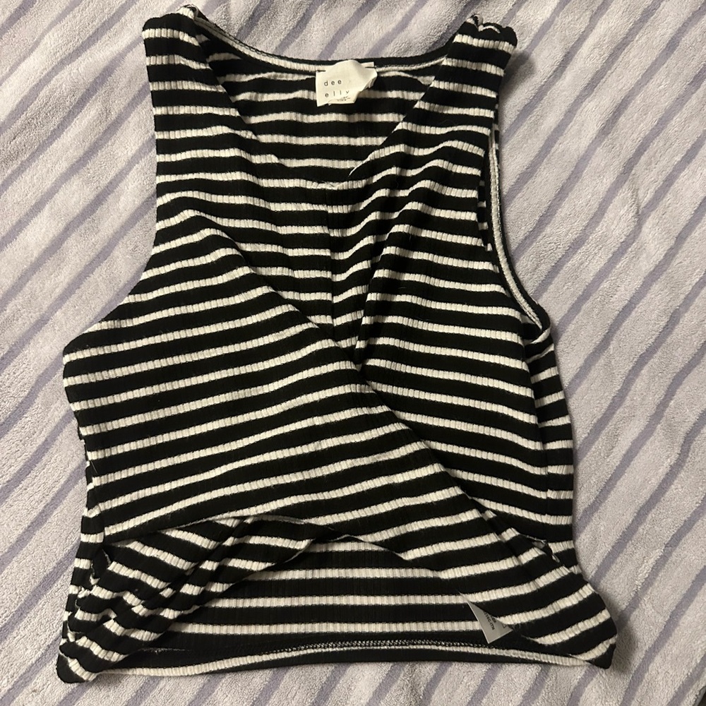 Chic Black and White Striped Crop Top